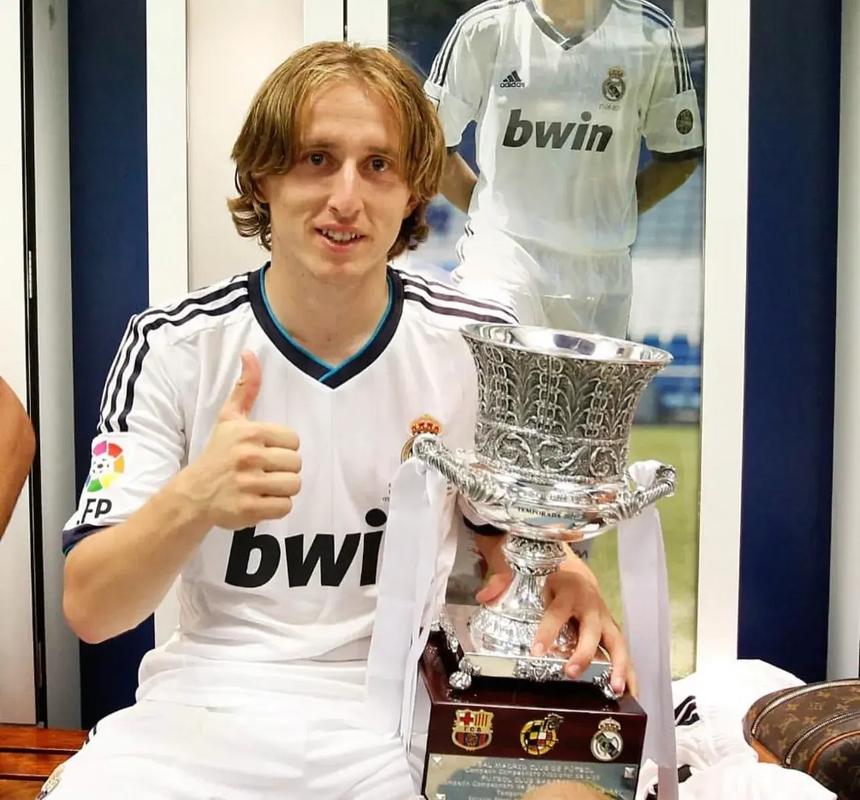 突然断电！子弹最后5分钟被打23-7，领先14分遭逆转