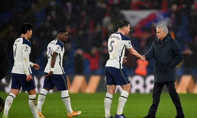 美媒：快船预计将与篮球运营总裁弗兰克团队达成续约